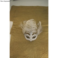 Masque en papier-mâché, avec couronne