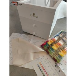 Coffret à broder modulable avec 70 échevettes